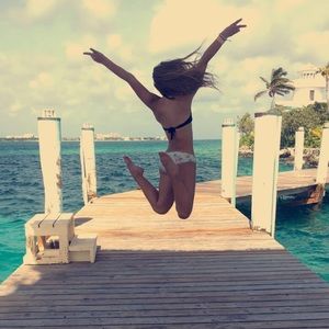 Meet your Posher, Devin